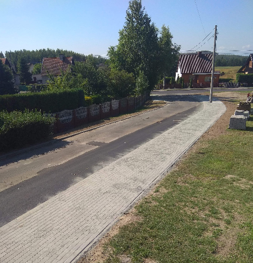 Przebudowa drogi i wykonanie chodnika ul. Fredry