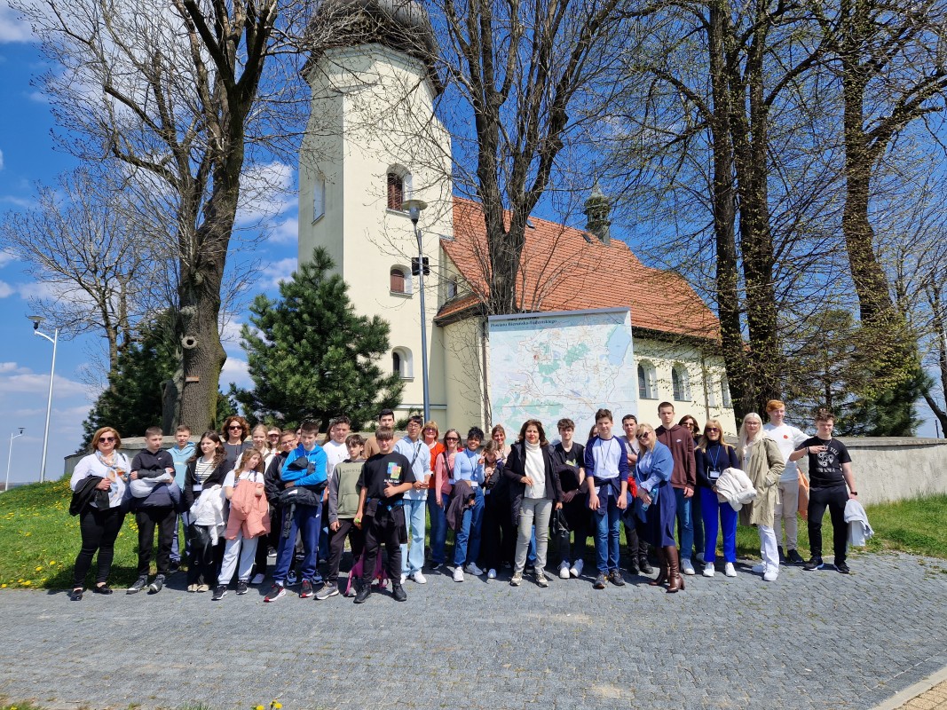 Uczniowie podczas wycieczki w ramach Erasmus +