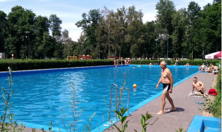 Zapraszamy na basen odkryty!